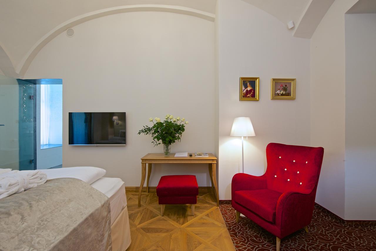 Zámek Ratměřice - Hotel&Resort Ratmerice Exterior foto