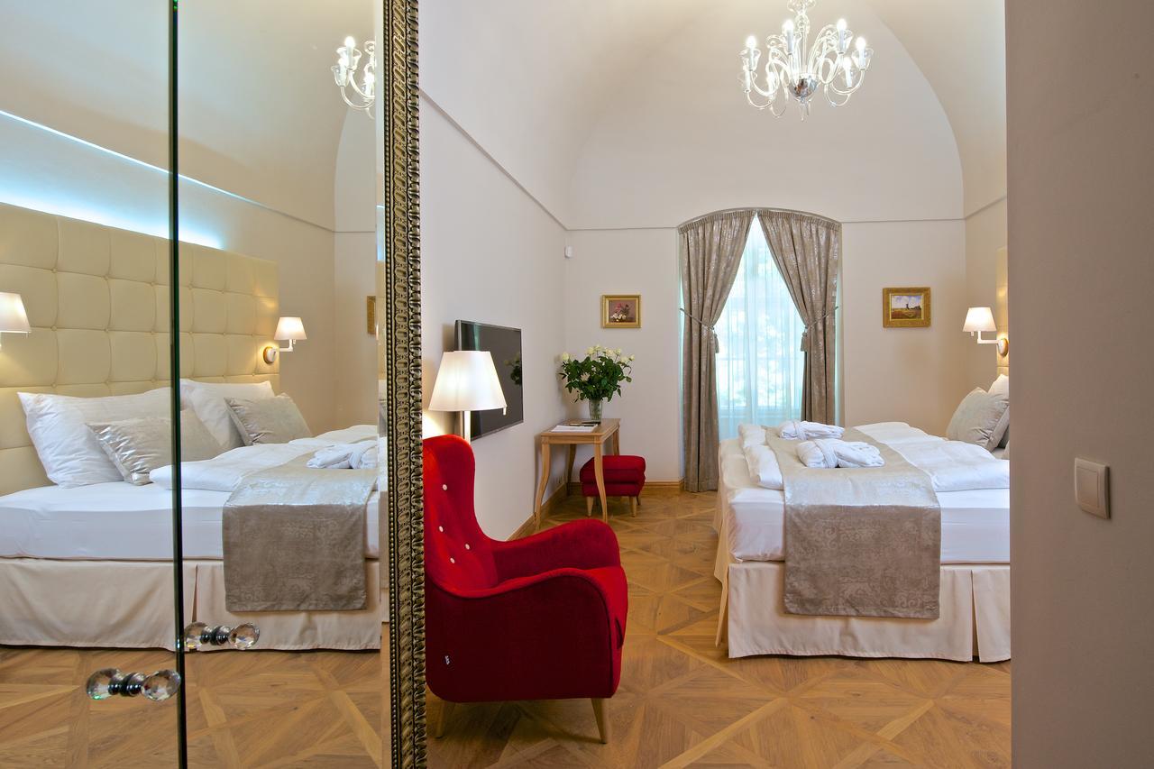 Zámek Ratměřice - Hotel&Resort Ratmerice Exterior foto