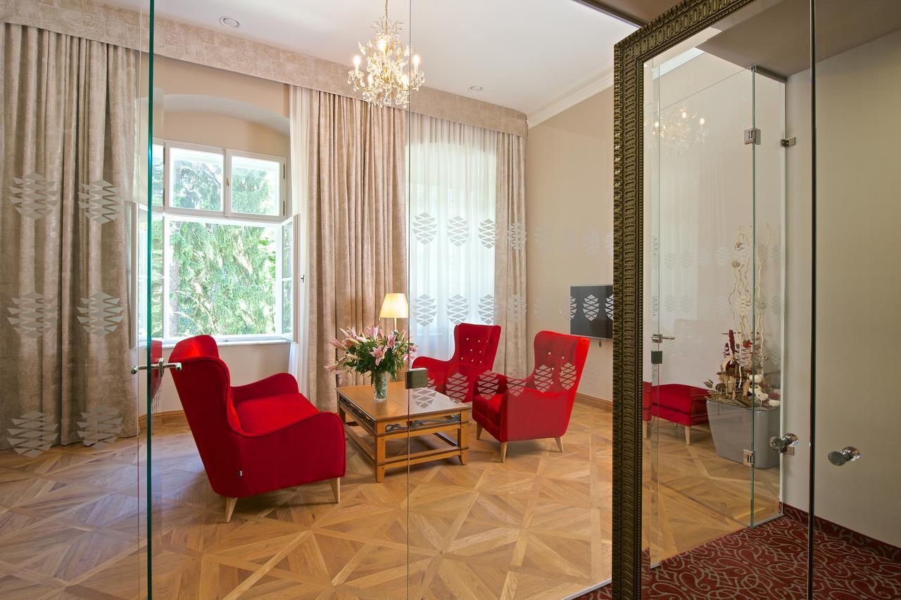 Zámek Ratměřice - Hotel&Resort Ratmerice Exterior foto