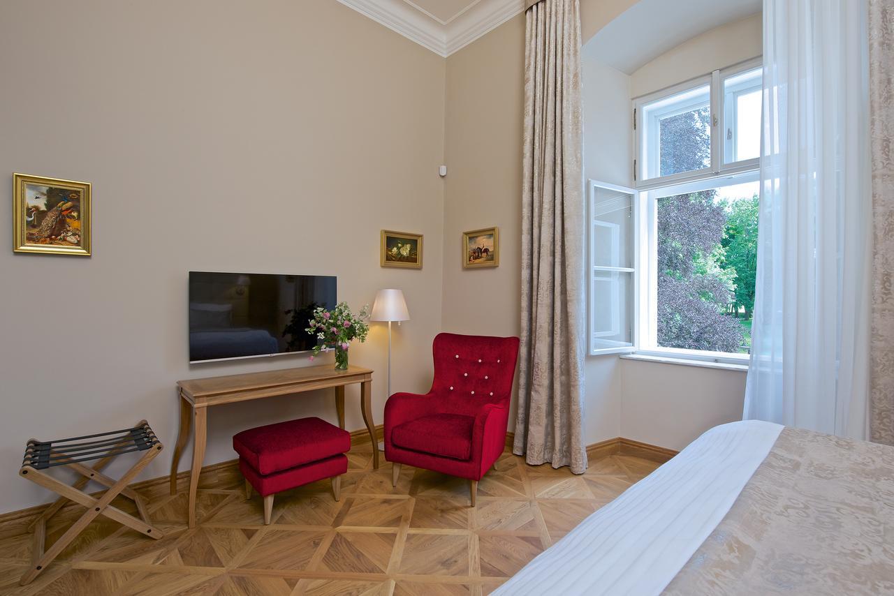 Zámek Ratměřice - Hotel&Resort Ratmerice Exterior foto